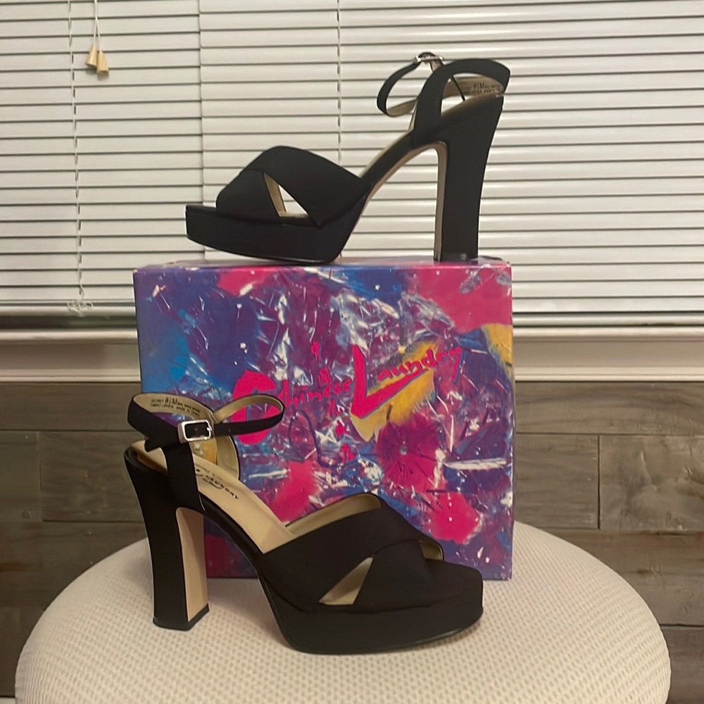 Chinese Laundry Platform Size 8.5 Color Black